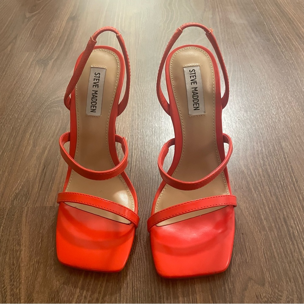 Steve Madden orange red heels